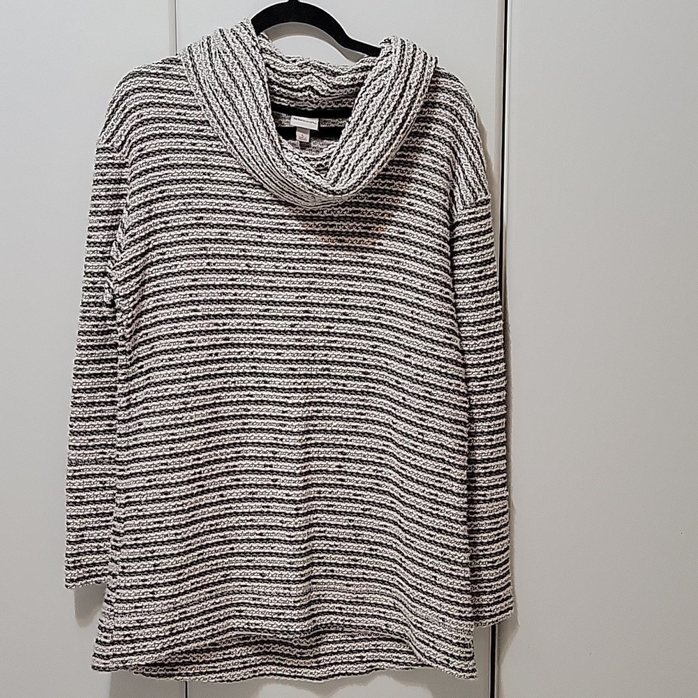 Merona women's sweater size Large